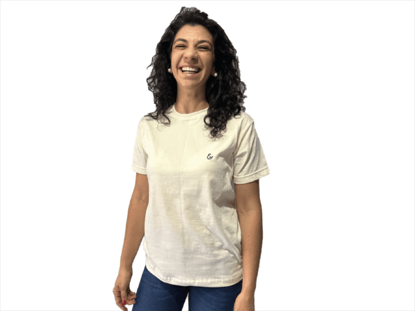 CAMISETA ALGODÓN BEIGE CON SÍMBOLO BORDADO - Imagen 2