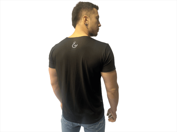 CAMISETA NEGRA PIEL DE DURAZNO NO TIME TO HATE - Imagen 2