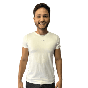 CAMISETA HUESO SLIM FIT PIEL DE DURAZNO LOGO TERMOFIJADO