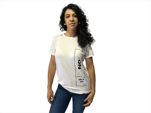 CAMISETA BLANCA SLIM FIT PIEL DE DURAZNO NO TIME TO HATE - Imagen 10