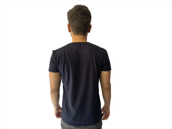 CAMISETA SEDA FRIA AZUL PETROLEO SIMBOLO BORDADO - Imagen 7